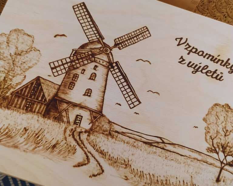 Ruční vypalování do dřeva
